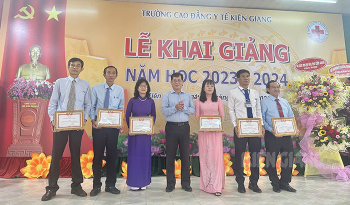 Trường Cao đẳng Y tế Kiên Giang đón 573 tân sinh viên